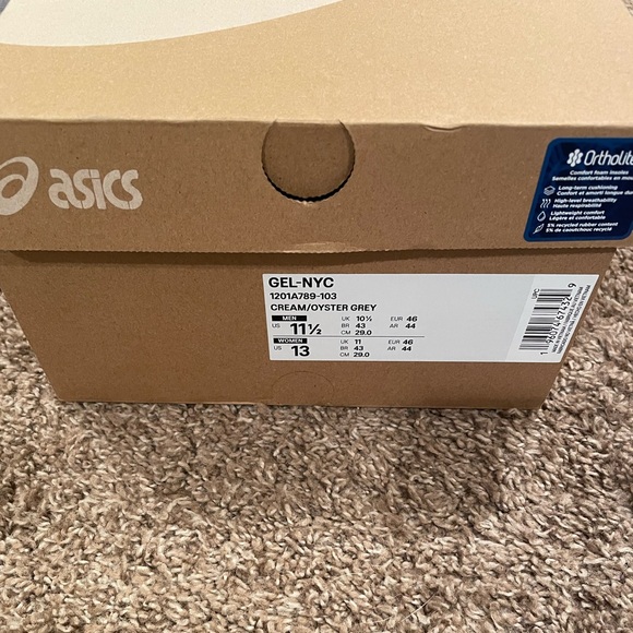 ASICS GEL-NYC cream/ oyster grey men’s US size 11.5 - Picture 16 of 16